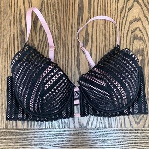 Victoria’s Secret Push up/lined Bra